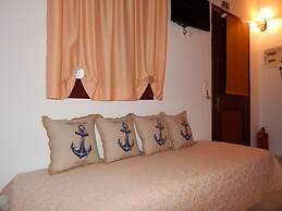 Tinos Suites & Apartments