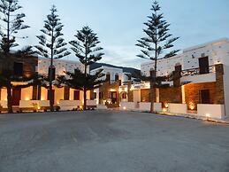 Tinos Suites & Apartments