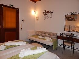 Tinos Suites & Apartments