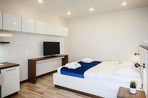 Apart-hotel YE'S  Hoshimina