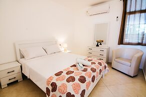 Marianne Garden Apartment