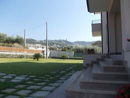 Villa Lauro Luxury B&B