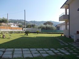 Villa Lauro Luxury B&B