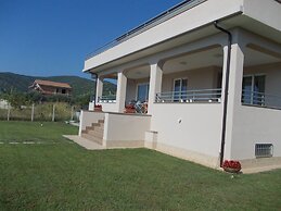 Villa Lauro Luxury B&B