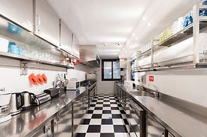 Yeah Barcelona Hostel