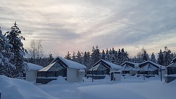 Santa's Igloos Arctic Circle