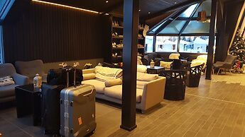 Santa's Igloos Arctic Circle