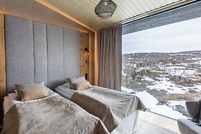 Santa's Hotel Rakka