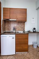 Famelia Studios Lampiris