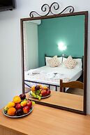 Famelia Studios Lampiris