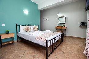 Famelia Studios Lampiris