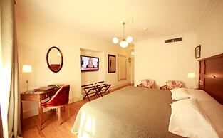 Hotel Monumento Pazo de Orbán