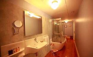 Hotel Monumento Pazo de Orbán