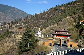 Bhutan Silverpine Resort