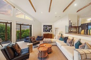Pinnacle Villa