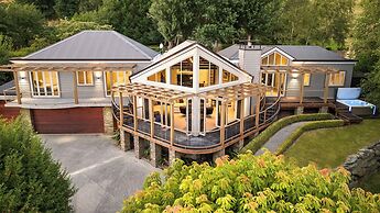 Pinnacle Villa
