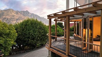 Pinnacle Villa
