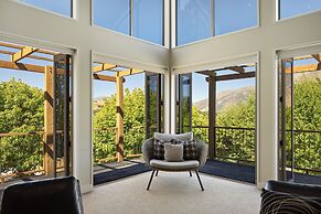 Pinnacle Villa