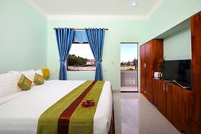 Hoi An Sea Sunset Villa & Bar