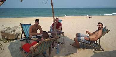 Hoi An Sea Sunset Villa & Bar