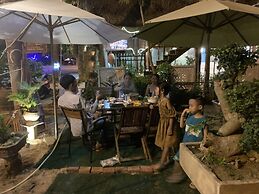 Hoi An Sea Sunset Villa & Bar