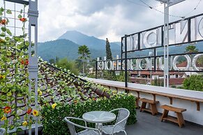 Three Eight Front One Boutique Batu