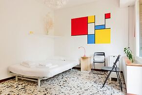Mondrian Apartment in Milan