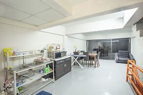 OYO 723 Lamphun Hostel