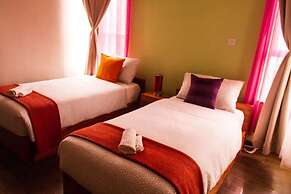 Huku Qwetu C5 City Breeze Apartment