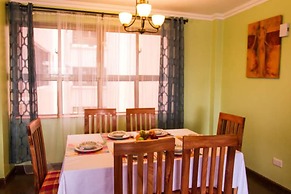 Huku Qwetu C5 City Breeze Apartment