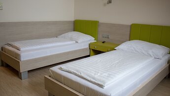 Gokart Hotel
