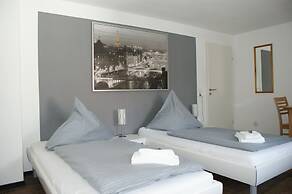 Hotel Rühen, 24 Stunden Check in, kostenfreie Parkplätze