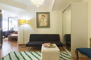 McKinley Park Residences near St Lukes