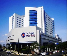 McKinley Park Residences near St Lukes