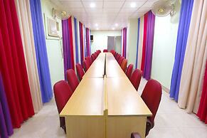 Farmis Garden Hotel & Restaurant