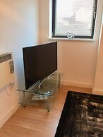 Empire Serviced 1 Bedroom Apartment