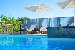 Perla Villas with Heated Pool