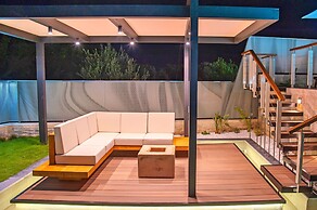 Perla Villas with Heated Pool