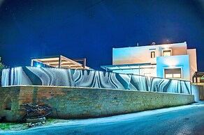 Perla Villas with Heated Pool