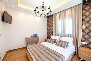 Perla Villas with Heated Pool