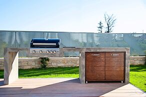 Perla Villas with Heated Pool