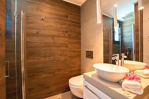 Perla Villas with Heated Pool