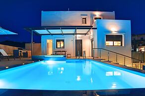 Perla Villas with Heated Pool