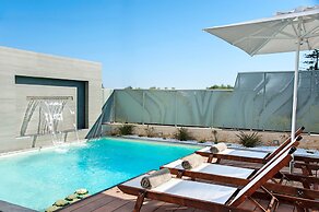 Perla Villas with Heated Pool