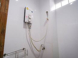 RoomQuest Chonburi Phanat Nikhom