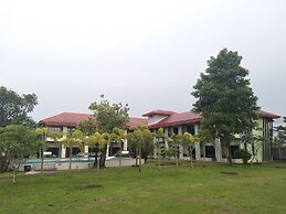 RoomQuest Chonburi Phanat Nikhom