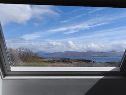 KnoydART Guest House