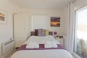 KnoydART Guest House