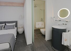 Avalon Boutique Hotel & Suites