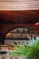 Avalon Boutique Hotel & Suites